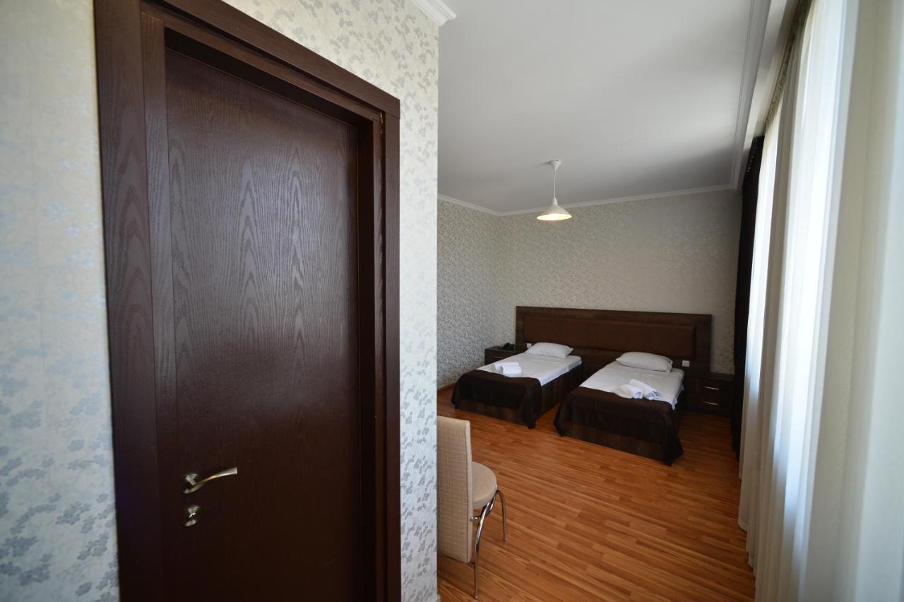 Green Hotel Batumi Zewnętrze zdjęcie