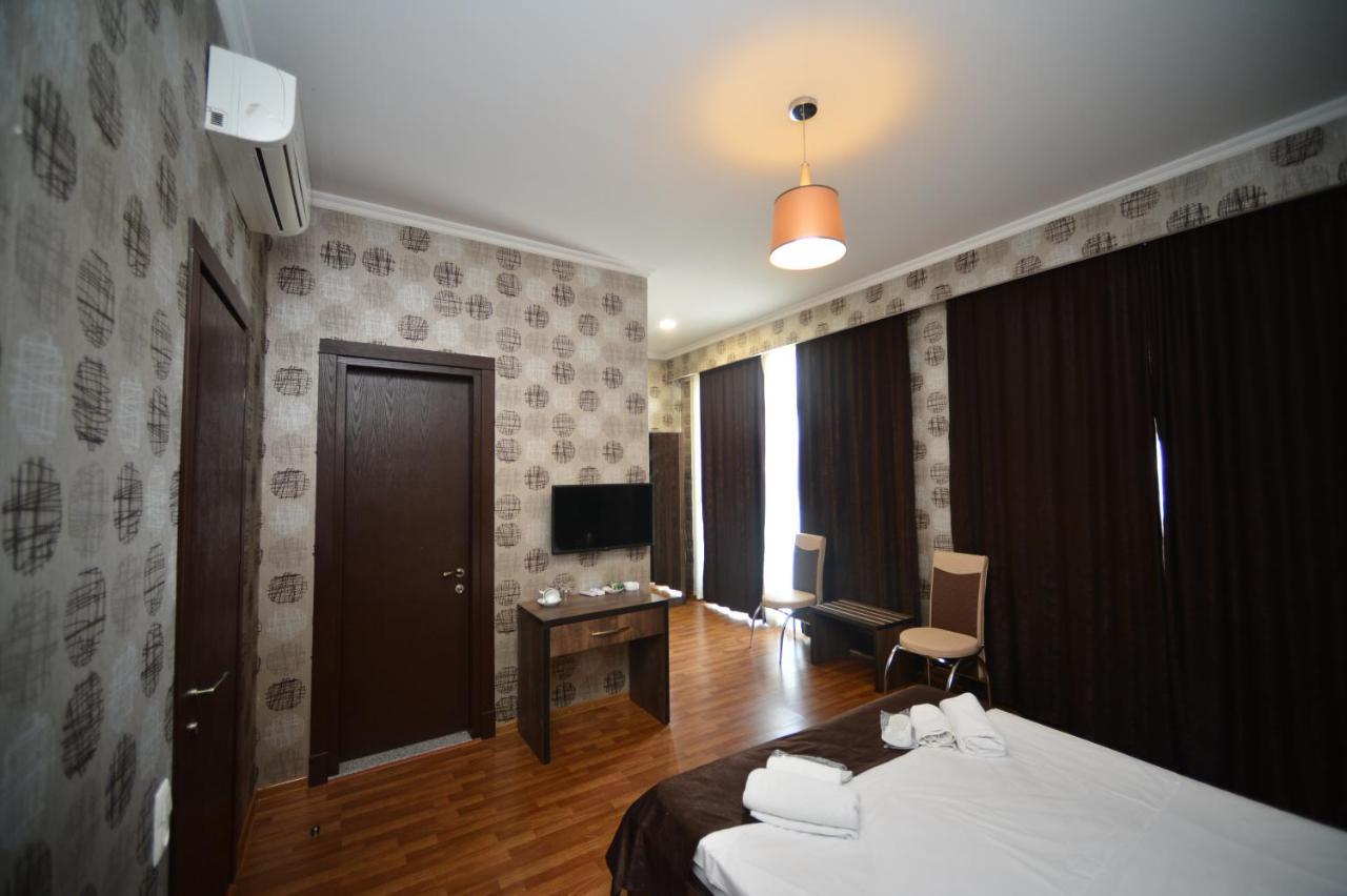 Green Hotel Batumi Zewnętrze zdjęcie
