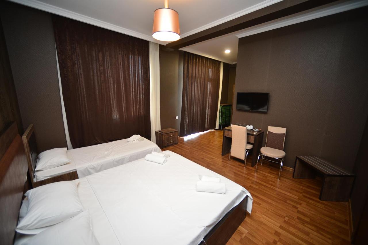 Green Hotel Batumi Zewnętrze zdjęcie