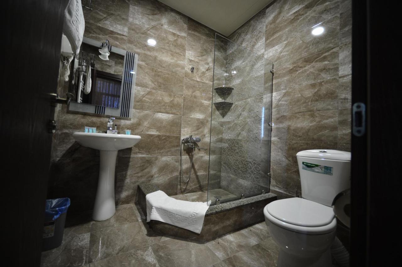 Green Hotel Batumi Zewnętrze zdjęcie