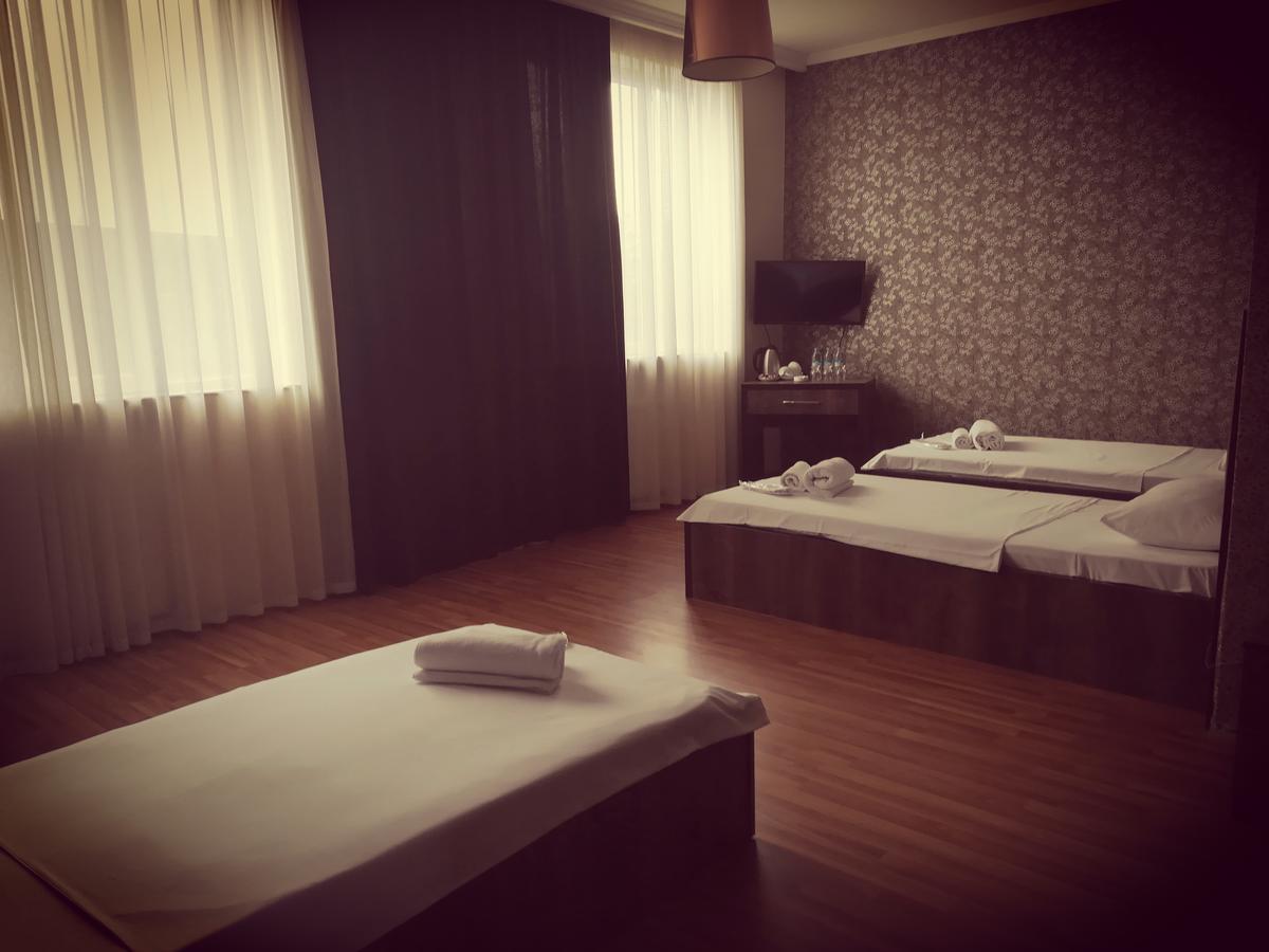 Green Hotel Batumi Zewnętrze zdjęcie