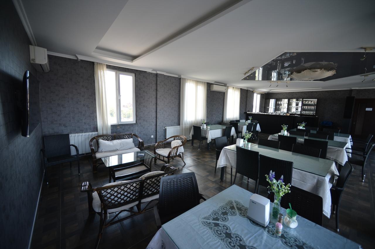 Green Hotel Batumi Zewnętrze zdjęcie