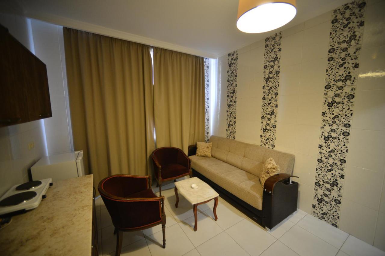 Green Hotel Batumi Zewnętrze zdjęcie