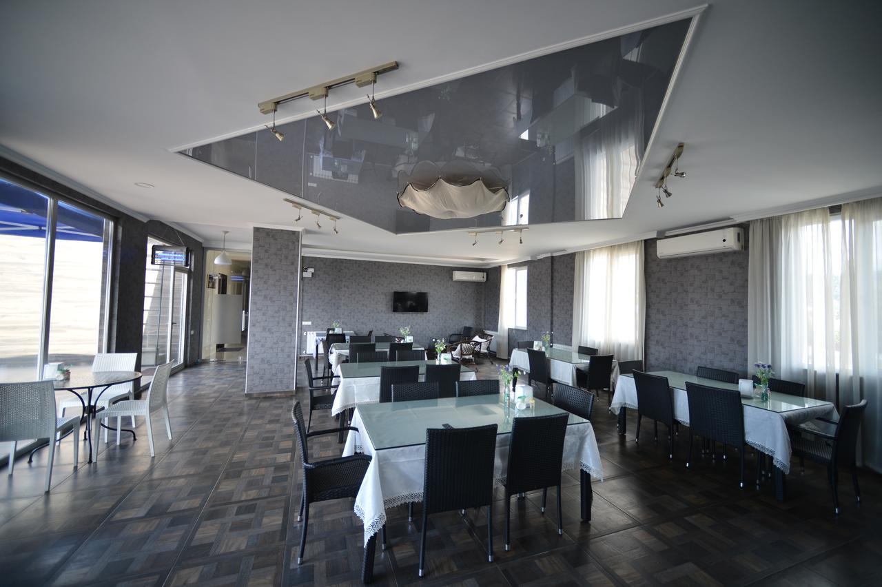 Green Hotel Batumi Zewnętrze zdjęcie